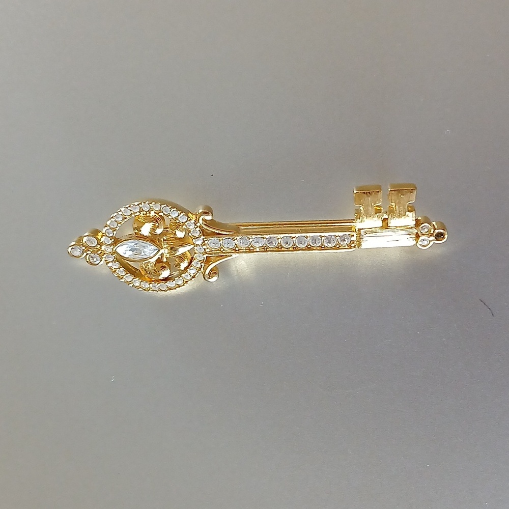 Swarovski Crystal Gold Tone Key Brooch